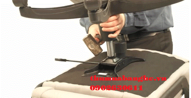 thay_moi_bat_ghe_xoay Những Cách Khắc Phục Ghế Văn Phòng Bị Hỏng