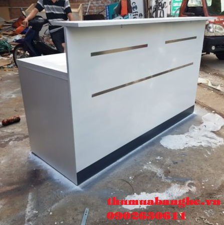 quay-le-tan-thanh-ly-tai-TPHCM 99+ Mẫu Quầy Thu Ngân Thanh Lý Giá Rẻ TPHCM