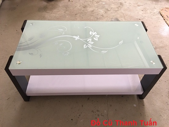 ban-kinh-sofa-thanh-ly-2 18 Mẫu Bàn Kính Sofa Thanh Lý Giá Rẻ Tại TPHCM