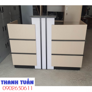 Thanh Lý Quầy Lễ Tân Trắng Kem Q01
