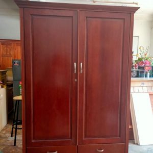 Thanh lý tủ áo 2 cánh gỗ đỏ cũ giá rẻ