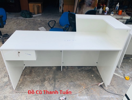 quay-dong-moi-mau-trang-gia-re Quầy "Đóng Mới" Chữ L Thanh Lý Giá Rẻ - Mã 381
