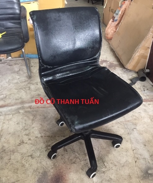 ghe-xoay-cu-boc-simili-350k XẢ KHO: Lô Ghế Cũ Giá 150k - 350K
