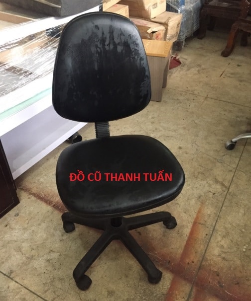 ghe-xoay-cu-mau-den-300k XẢ KHO: Lô Ghế Cũ Giá 150k - 350K