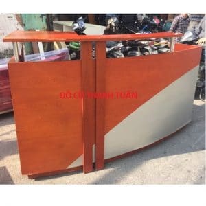 Quầy Gỗ Mặt Cong 2M2x1M18 Có Hộc Cũ -QC27