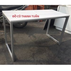 Bàn Làm Việc Màu Trắng 1M2x55 Chân Sắt Cũ - BLVC226
