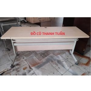 Thanh Lý Bàn Làm Việc 50cmx1m4 Chân Sắt Có Bánh Xe