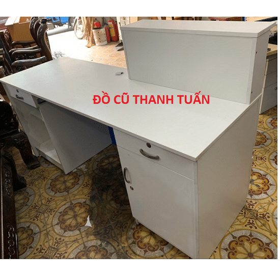 quay-cu-3 Thanh Lý Quầy Cũ Giá Rẻ Màu Trắng Viền Xanh - QC43
