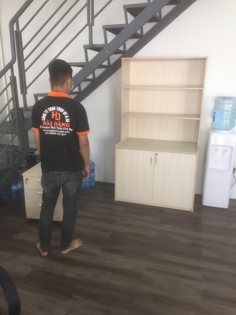 1-7 Sản phẩm tại văn phòng khách đã được giao đến