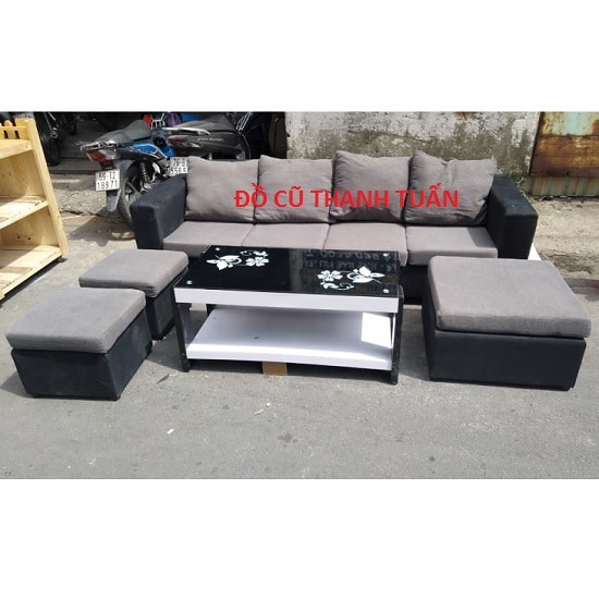 2-25 Bộ Sofa Bọc Vải Cũ Kèm Bàn Màu Xám Giá Rẻ