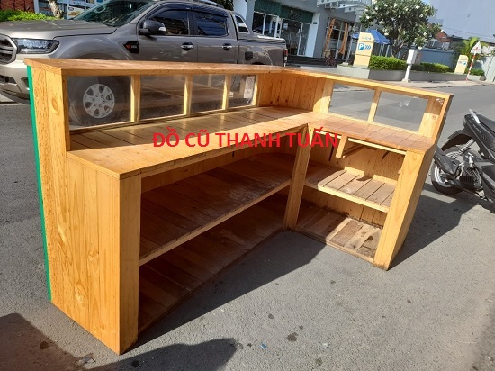 5-2 Thanh Lý Quầy Gỗ Cũ 1M25*2M Sâu 50Cm - - QC59