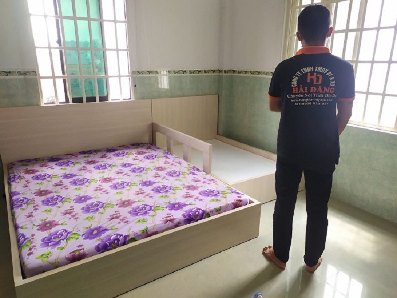 2-2 Giao hàng trọn bộ nội thất gia đình đến khách hàng