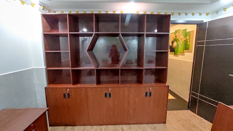 3 Hình ảnh giao tủ trưng bày mới 95%