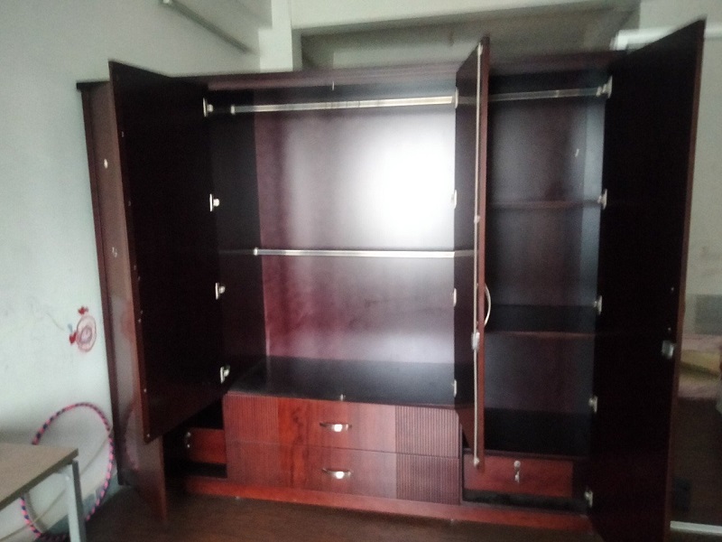 2-2 Giao hàng nội thất gia đình cũ đến khách hàng