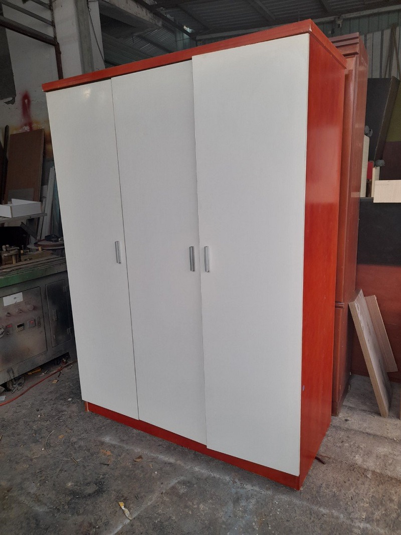 3-2 Giao hàng nội thất gia đình cũ đến khách hàng