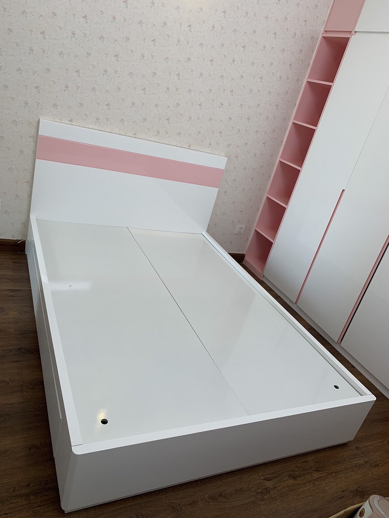 4-2 Giao hàng nội thất gia đình cũ đến khách hàng