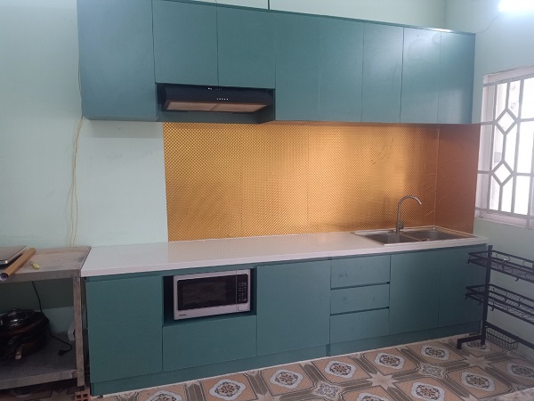 tủ-bếp-xanh Giao sản phẩm nội thất gia đình đến khách hàng