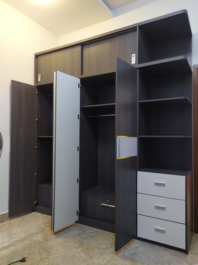 tủ-áo-3-cánh Những sản phẩm nội thất gia đình bàn giao tại nhà khách