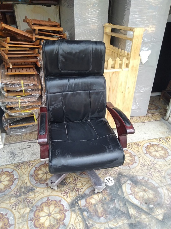 6 Tiết kiệm hơn với combo đồ nội thất giám đốc cũ