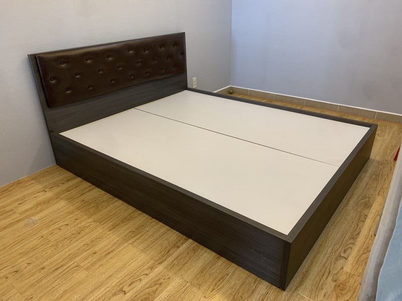 giường-ngủ Hình ảnh nội thất Đồ Cũ Thanh Tuấn cập bến nhà khách