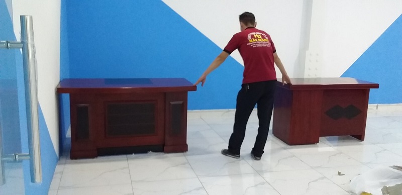 16 Hình ảnh lắp đặt bàn làm việc, bàn họp tại văn phòng