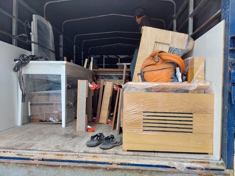 11-2 Giao hàng tủ áo, tủ hồ sơ, giường ngủ