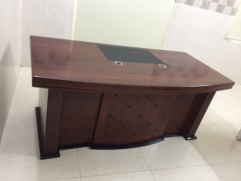 11-3 Lắp đặt đồ văn phòng cũ đến tay khách hàng