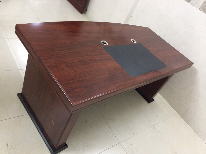 12-3 Lắp đặt đồ văn phòng cũ đến tay khách hàng