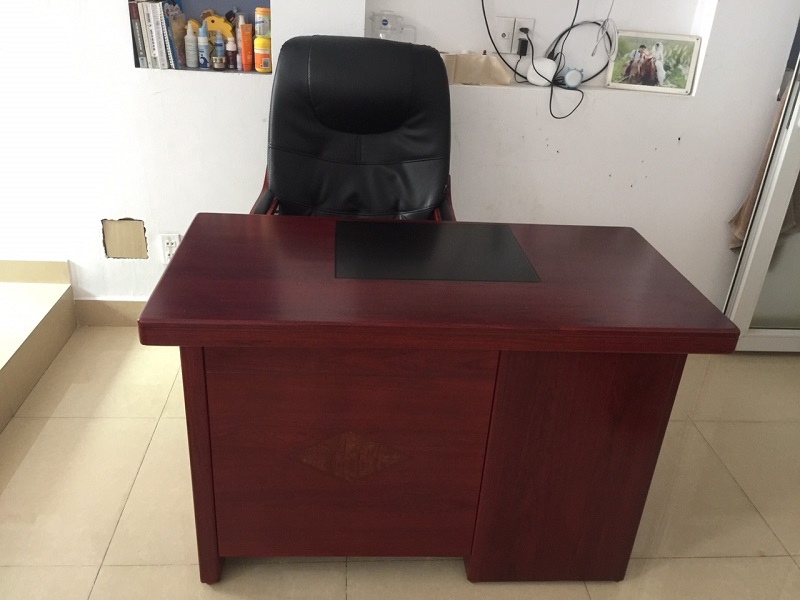 4-2 Lắp đặt đồ văn phòng cũ đến tay khách hàng