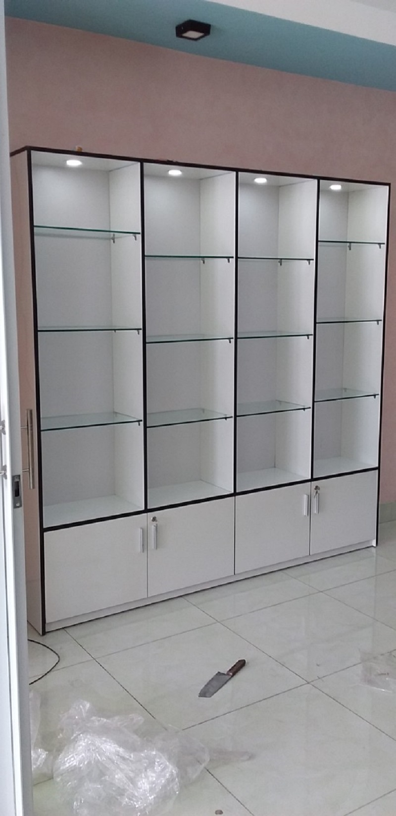 5-1 Lắp đặt đồ văn phòng cũ đến tay khách hàng