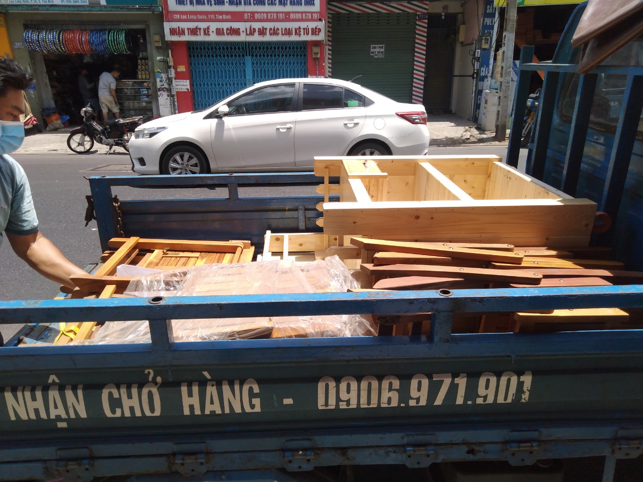 1 Hình ảnh đẹp giao hàng trong ngày