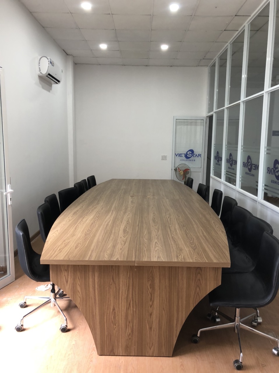 5-4 Chiêm ngưỡng sản phẩm nội thất "cũ" tại nhà khách