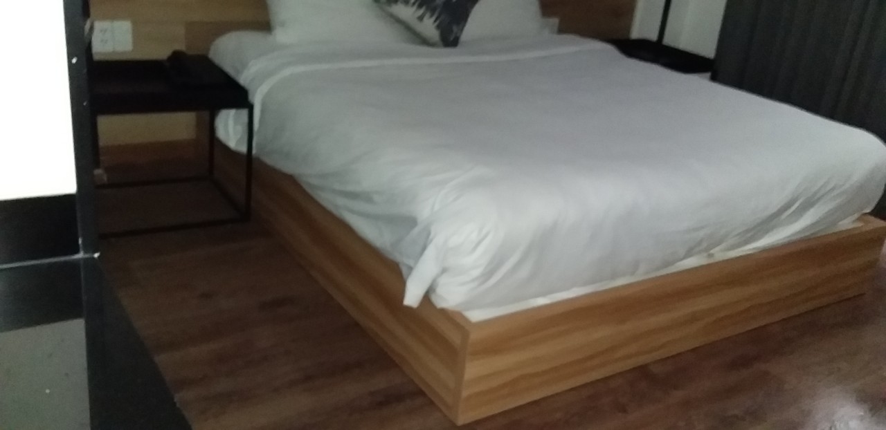 6-4 Chiêm ngưỡng sản phẩm nội thất "cũ" tại nhà khách