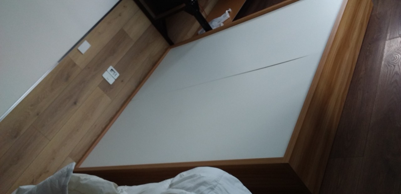 7-4 Chiêm ngưỡng sản phẩm nội thất "cũ" tại nhà khách