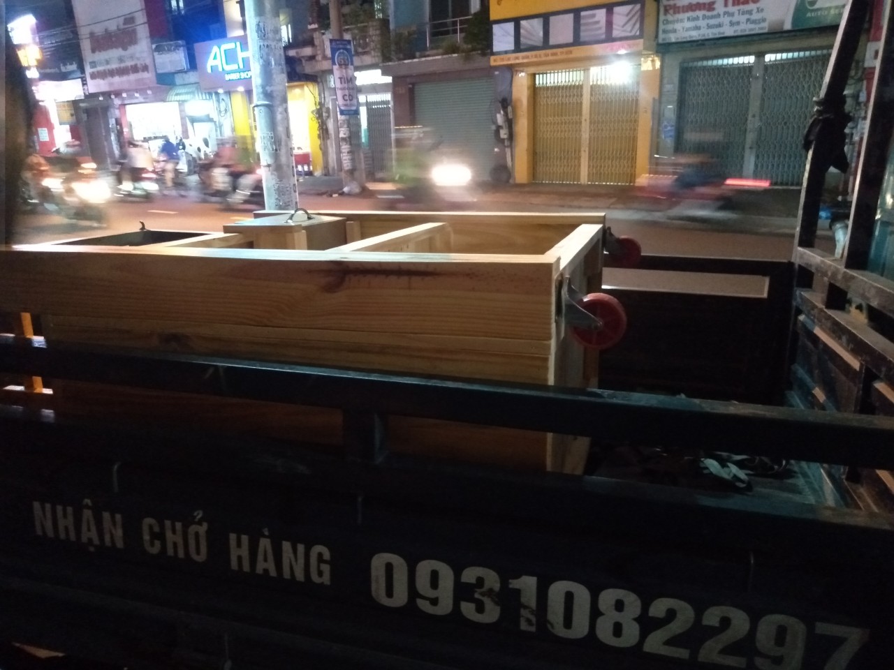 14-1 Hơn 20 hình ảnh xuất kho giao hàng cho khách