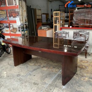 Thanh lý bàn họp cũ kiểu dáng sang trọng