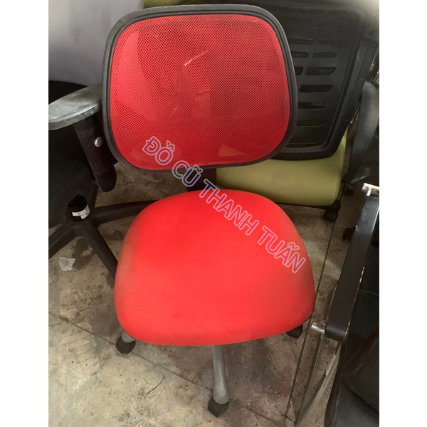 ghe-van-phong-cu-14 Dọn Kho Thanh Lý Hơn 100 Ghế Văn Phòng Cũ