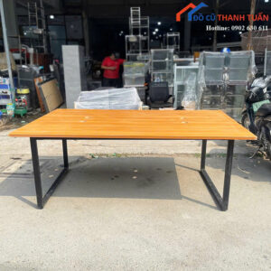 ban-lam-viec-cu-1mx2m-co-lo-di-day-gon-gang