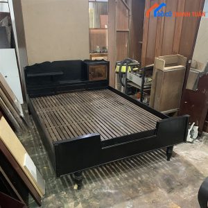 Giường Gỗ Tự Nhiên Cũ Kiểu Xưa