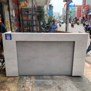 Quầy Cũ Màu Xám Xi Măng Có Đèn Led