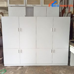 Tủ Gỗ 8 Cánh Màu Trắng Cũ Đẹp 95%