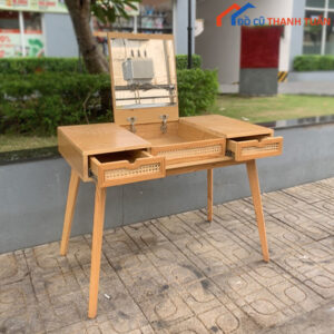 Bàn Trang Điểm Gỗ Cũ Có Gương Soi Tiện Lợi