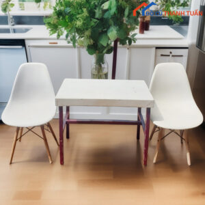 Bộ Bàn Cafe 2 Ghế Eames Màu Trắng Cũ Giá Rẻ