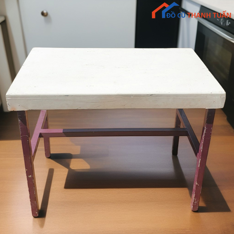 ban-ghe-cafe-cu_0032_Layer-3-copy Bộ Bàn Cafe 2 Ghế Eames Màu Trắng Cũ Giá Rẻ