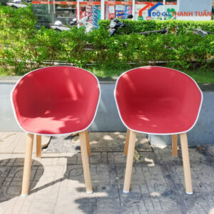 Ghế Cafe Tròn Cũ Màu Đỏ Giá Rẻ