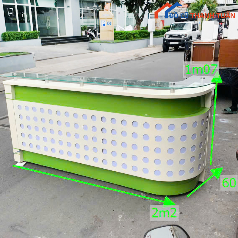 quay-le-tan-cu-1 Quầy Lễ Tân Gỗ Bo Góc Trắng Xanh Cũ Giá Rẻ