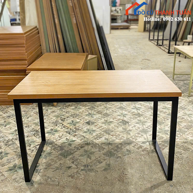 z6991718304120_caa426bfec03a73d53f963372e2193f2 Bàn Làm Việc 1M2 Chân Chữ U Mới 99% (Nhiều Mẫu)