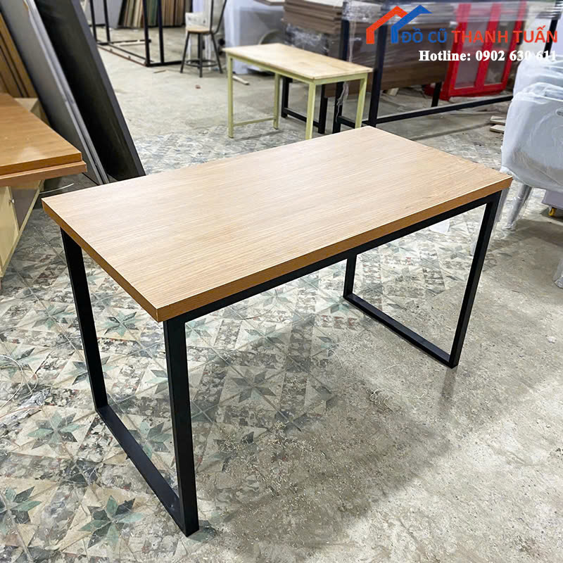 z6991718340796_591b0b1649b00edc3fb7001effdc746e Bàn Làm Việc 1M2 Chân Chữ U Mới 99% (Nhiều Mẫu)