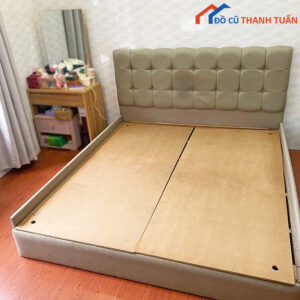 Giường 1M8x2M Bọc Vải Xám Đẹp Cũ Giá Rẻ