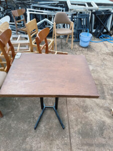 z5952521955280_89d7862b23c8369aded3981eadeccfb5-225x300 Xả Kho Bàn Ghế 50k - 150k